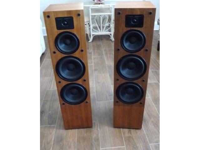 boston acoustics floor speakers